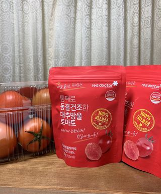 레드닥터 완숙토마토 + 통째로 동결건조한 대추방울토마토 — 5점을 준 리뷰어가 2022년 12월 올린 사용 사진