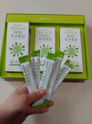 [이뮤니티플러스]우리아이 면역오키, 건강오키 _ 키즈오키 비타민초코홍삼 10포 1box — 5점을 준 리뷰어가 2022년 5월 올린 사용 사진