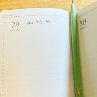 리훈 2023년 이야기다이어리 숏 날짜형 — 5점을 준 리뷰어가 2022년 12월 올린 사용 사진