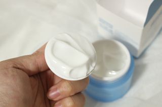 Dr.느루벗 느루벗 모이스쳐 24 크림 — 4.5점을 준 리뷰어가 2021년 3월 올린 사용 사진