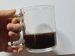 참앤들황토농원 국내산 흑염소를 정성스럽게 담은, 프리미엄 흑염소 진액 70ml x 30포 1박스 — 5점을 준 리뷰어가 2023년 1월 올린 사용 사진