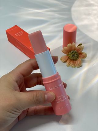 스킨큐어 산다화 카멜리아 안티 링클 멀티밤 — 5점을 준 리뷰어가 2022년 11월 올린 사용 사진