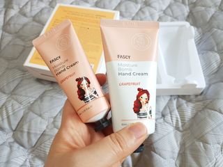 파시 FASCY 高保湿ハンドクリーム40ml+80ml セット — 5점을 준 리뷰어가 2021년 8월 올린 사용 사진