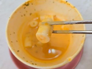 나우  [요리궁리] B타입 ( 매콤, 치즈, 매콤까르보 ) 꽃떡볶이 6개입 세트 — 5점을 준 리뷰어가 2025년 3월 올린 사용 사진