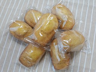 [메종콜리브리] 프랑스 마들렌 메종콜리브리 플레인 마들렌 2팩 — 4점을 준 리뷰어가 2022년 1월 올린 사용 사진