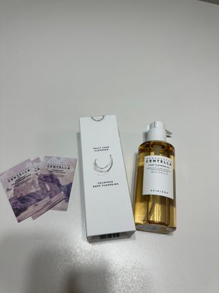 스킨1004 [SKIN1004] 마다가스카르 센텔라 라이트 클렌징 오일 200ml — 5점을 준 리뷰어가 2024년 7월 올린 사용 사진