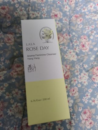 라라로즈데이 시즌2 여성청결제 200ml 아로마 페미민 클렌저, 독일더마인증 — 5점을 준 리뷰어가 2021년 9월 올린 사용 사진