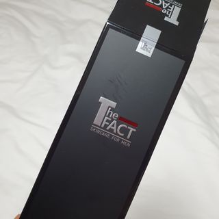 The Fact 더팩트 내추럴 에스에프엔 에이틴 스킨 토너 150ml — 5점을 준 리뷰어가 2022년 5월 올린 사용 사진