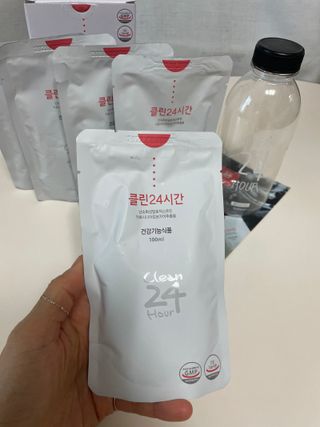클린24시간 1BOX(5포) + 전용보틀(500ml) — 5점을 준 리뷰어가 2022년 11월 올린 사용 사진