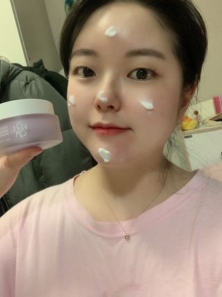 코엘시아 요거프레쉬 아쿠아샷 수분크림 — 5점을 준 리뷰어가 2021년 2월 올린 사용 사진
