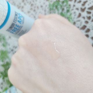 조아산코스메틱 승비 에센스 프리아포 오리엔탈 허브 크림 + 승비 에센스 프리아포 오리엔탈 허브 스킨 SET — 5점을 준 리뷰어가 2022년 5월 올린 사용 사진