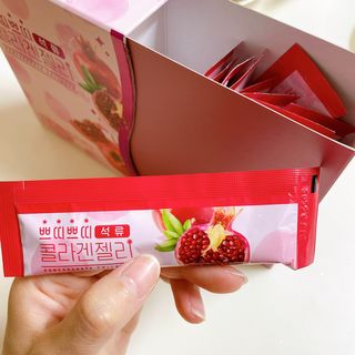 헬스업_쁘띠쁘띠석류콜라겐젤리_20g x 14포 — 4점을 준 리뷰어가 2021년 3월 올린 사용 사진