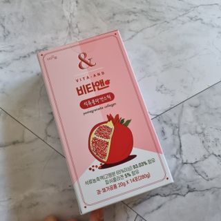 비타앤 석류콜라겐스틱 — 5점을 준 리뷰어가 2021년 5월 올린 사용 사진