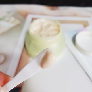 카오리온코스메틱스 사카로미세스와 시카의 만남        릴리피 릴렉싱 크림 진정한 탄력을 경험해보세요 — 5점을 준 리뷰어가 2021년 6월 올린 사용 사진