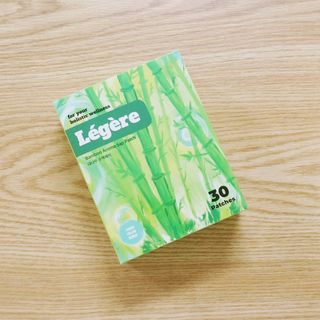 [레제르] 아로마 수액패치 발패치 30매입 -라벤더향/유칼립투스향/대나무향 — 3.5점을 준 리뷰어가 2022년 9월 올린 사용 사진