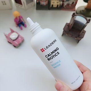 리더스코스메틱 리더스 카밍 바이오틱스 에센스 워터 — 5점을 준 리뷰어가 2022년 5월 올린 사용 사진