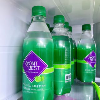 몽베스트 Montbest with Sparkling water Lime20병 — 5점을 준 리뷰어가 2021년 10월 올린 사용 사진