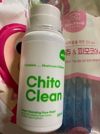 whol 키토클린 200ml - 항균항바이러스 강아지 눈 코 입 귀 세정탈취 고양이 턱드름제거 무향 워터리스 대용량 — 4점을 준 리뷰어가 2022년 10월 올린 사용 사진