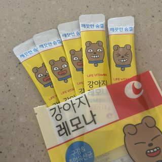 [레모나] 강아지 레모나 강아직 영양 간식 4종 택 1 — 4점을 준 리뷰어가 2023년 12월 올린 사용 사진