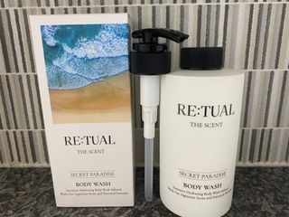레츄얼 더 센트 바디워시 시크릿 파라다이스(500ml) — 5점을 준 리뷰어가 2022년 7월 올린 사용 사진