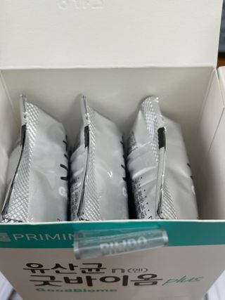 프리마인 유산균 국가지정연구소 선정, 살아있는 생유산균 200억 마리의 힘. 유산균n굿바이옴플러스 — 5점을 준 리뷰어가 2021년 10월 올린 사용 사진