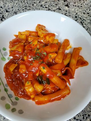 한성기업 무볼레 닭떡볶이+해물떡볶이 2종 세트 — 4점을 준 리뷰어가 2021년 9월 올린 사용 사진