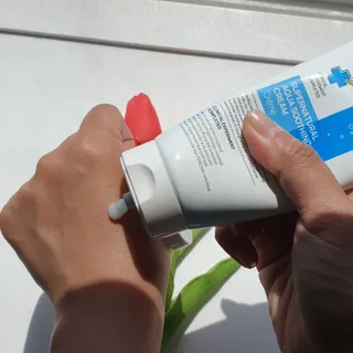 랑벨 수퍼내츄럴 아쿠아 수딩 크림 100ml — 4점을 준 리뷰어가 2022년 4월 올린 사용 사진
