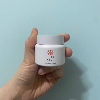 AYU25[아유트웬티파이브]다마스크로즈워터 베이스 천연 수분 촉촉 크림 — 4점을 준 리뷰어가 2021년 4월 올린 사용 사진