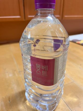 몽베스트 MONTBEST 1L 12입 — 5점을 준 리뷰어가 2022년 4월 올린 사용 사진