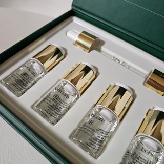 [보히케어] 컨센트레이트 이데베논 7 펩타이드 콤플렉스 앰플 — 5점을 준 리뷰어가 2023년 10월 올린 사용 사진