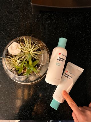 리더스코스메틱 리더스 카밍 바이오틱스 #1등 진정 기획세트 [에센스 워터150ml + 크림 마스크80ml] — 4.5점을 준 리뷰어가 2022년 9월 올린 사용 사진