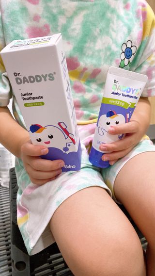 닥터데디스 안심불소 튼튼치약(청포도, 민트 중 택 1) 60g + 여행용 미니 치약 15g — 5점을 준 리뷰어가 2022년 7월 올린 사용 사진