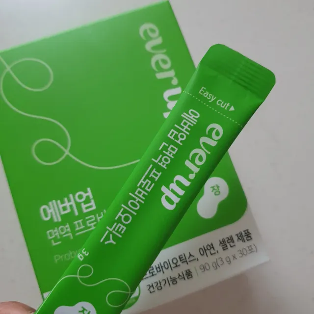 [몸엔용] 에버업 멀티비타민&미네랄, 눈건강 루테인 혈행건강 오메가3, 면역 프로바이오틱스 3종 택1 리뷰 사진