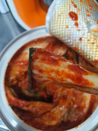 셰프애찬 알배기 겉절이 김치 1kg — 5점을 준 리뷰어가 2022년 11월 올린 사용 사진