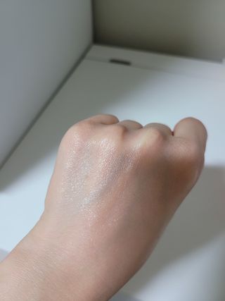 스킨큐어 산다화 카멜리아 안티 링클 멀티밤 — 5점을 준 리뷰어가 2022년 10월 올린 사용 사진