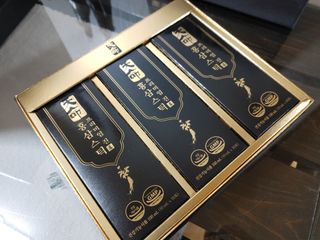 헬스업_천명진프리미엄홍삼스틱_10ml x 30포 — 5점을 준 리뷰어가 2021년 1월 올린 사용 사진
