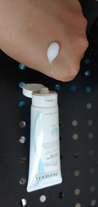 피지오겔 레드수딩 시카밸런스 크림 50ml — 5점을 준 리뷰어가 2022년 4월 올린 사용 사진