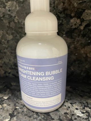 약손명가코스메틱 에오스보떼 브라이트닝 버블 폼 클렌징 300ml — 3.5점을 준 리뷰어가 2021년 12월 올린 사용 사진