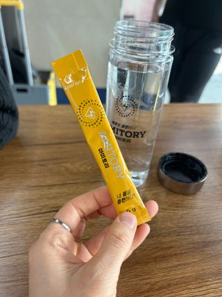 주식회사 씨크릿비에프랩 마시는 아미노산 아미토리 열대과일맛 14포 [1포, 5g / 보틀증정] — 5점을 준 리뷰어가 2023년 2월 올린 사용 사진