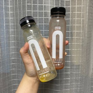 BLENDY'S 핑크 스무디+블론디 스무디 — 5점을 준 리뷰어가 2021년 9월 올린 사용 사진