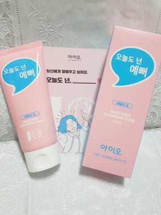 IO 아이오 오늘도 넌 예뻐 - 데일리딥 클렌징폼 — 5점을 준 리뷰어가 2021년 2월 올린 사용 사진