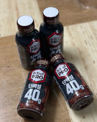 닥터유 프로 단백질 드링크 40g 초코 닥터유 프로 단백질드링크 40g 초코 — 5점을 준 리뷰어가 2024년 9월 올린 사용 사진
