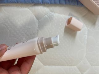 프리마인 선크림만 바꿨을 뿐인데 매일 물 2L챙겨먹고 기초케어 완벽하게 한 물빛피부 완성,셀라브UV프로텍터 — 5점을 준 리뷰어가 2023년 6월 올린 사용 사진