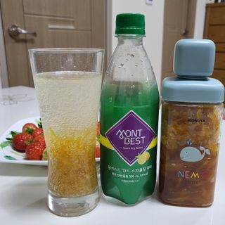 몽베스트 Montbest with Sparkling water Lemon OR Lime 20병(랜덤) — 5점을 준 리뷰어가 2023년 1월 올린 사용 사진