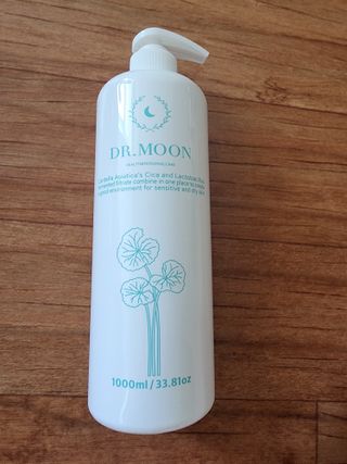 [닥터문] 센텔라 시카케어 화이트머스크 바디워시 1000ml — 5점을 준 리뷰어가 2023년 8월 올린 사용 사진