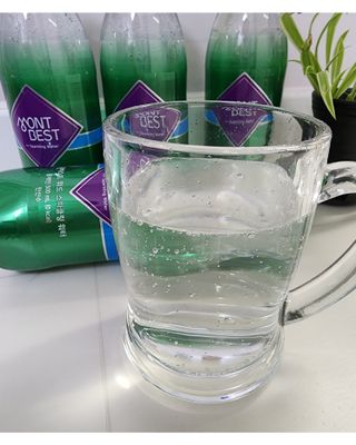 몽베스트 Montbest with Sparkling water Plain 20병 — 5점을 준 리뷰어가 2022년 9월 올린 사용 사진