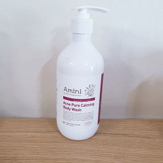 아미니 아크네 퓨어카밍 바디워시 500ml — 5점을 준 리뷰어가 2021년 7월 올린 사용 사진