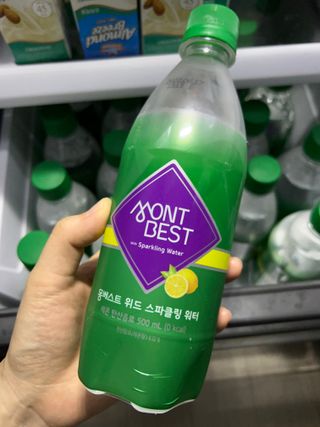 몽베스트 Montbest with Sparkling water Lemon OR Lime 20병(랜덤) — 4.5점을 준 리뷰어가 2021년 10월 올린 사용 사진
