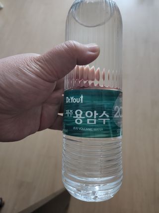 닥터유 제주용암수 닥터유 용암수 530ml — 5점을 준 리뷰어가 2022년 5월 올린 사용 사진