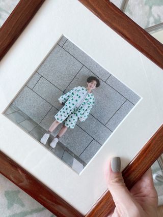 니은기억 휴대폰 속 인생샷을 담는 인생샷 액자 이태리 수입산 원목 프레임 — 5점을 준 리뷰어가 2021년 6월 올린 사용 사진